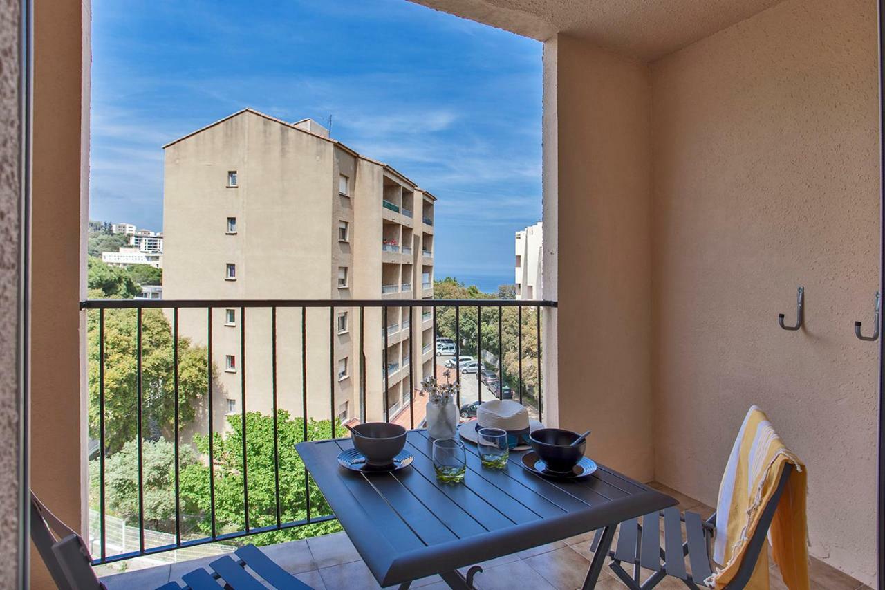 Offre Special Bastia Proche Centre Parking Exterior photo